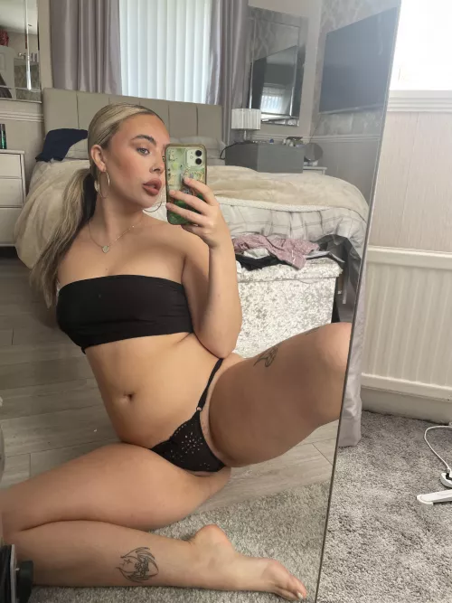 Mommy’s recruiting for a new bitch