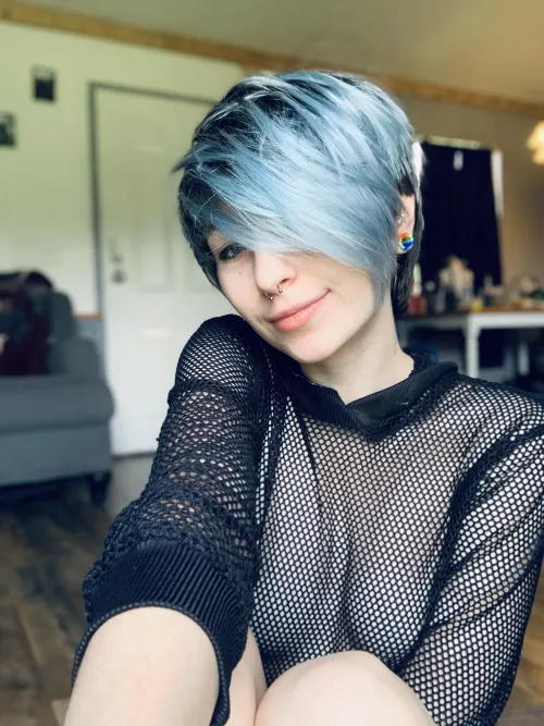 like my look?😝🖤