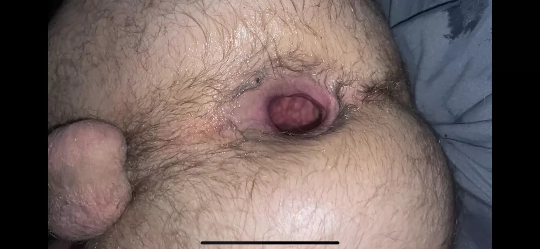 Please treat my hole right and make it bigger 🤤