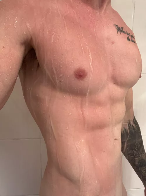 Taken in the shower, uploaded whilst still in the shower lol