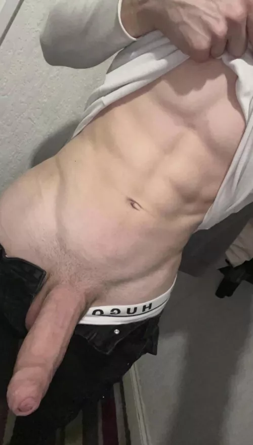 Just Another British Lad Who Can’t Sleep [M] 23