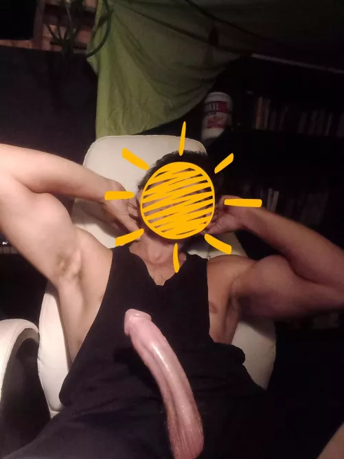 Just hanging free after a long day at work. Anyone wanna drain it over their big tits? 😰