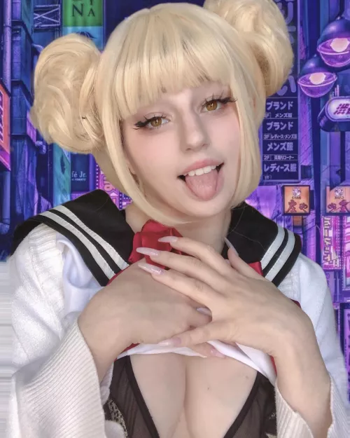 More of my Toga cosplay!
