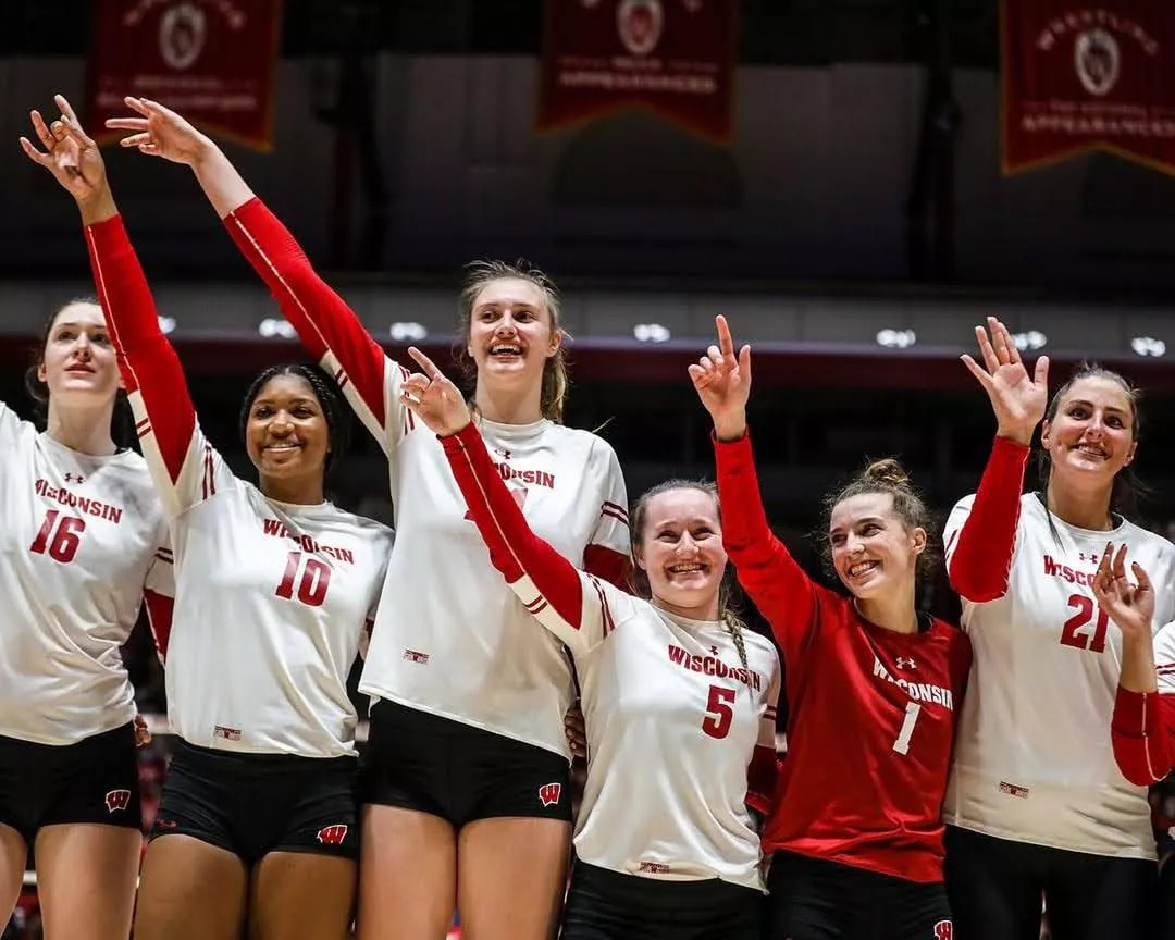 Anna Smrek is 6'9
