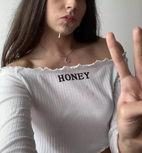 Now I feel really pretty🤭🍼