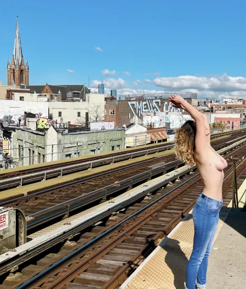 Women can go topless in nyc! Check out more of my topless adventures through my Reddit and spicy site 😌