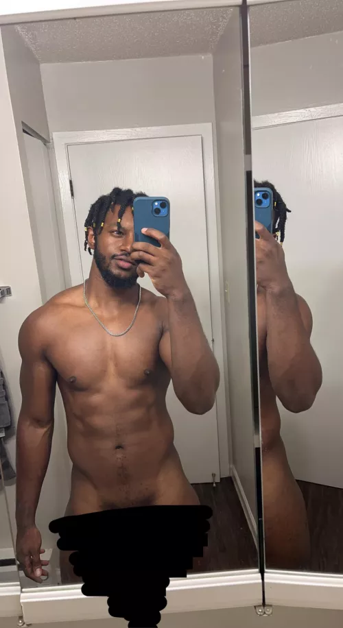 Your favorite taper is back 😍💋