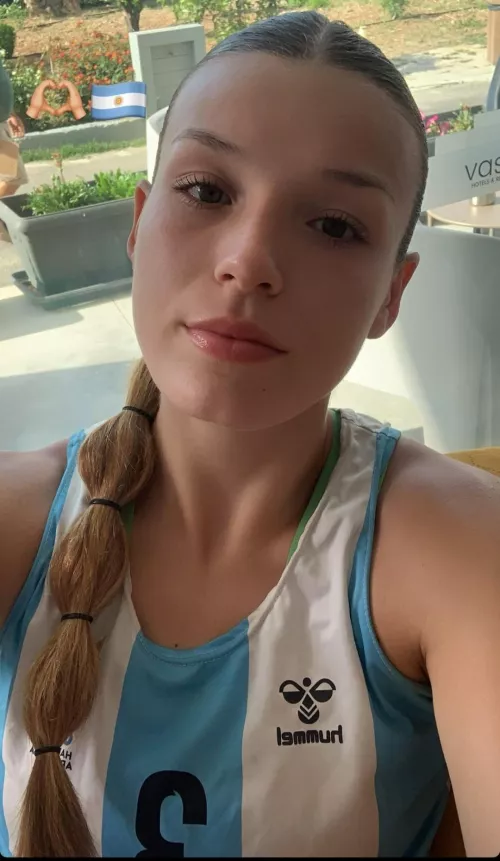 Gise Bonomi, beach handball star 🇦🇷