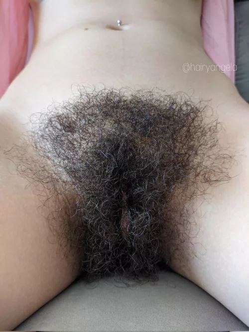 I have a jungle between my legs 😋