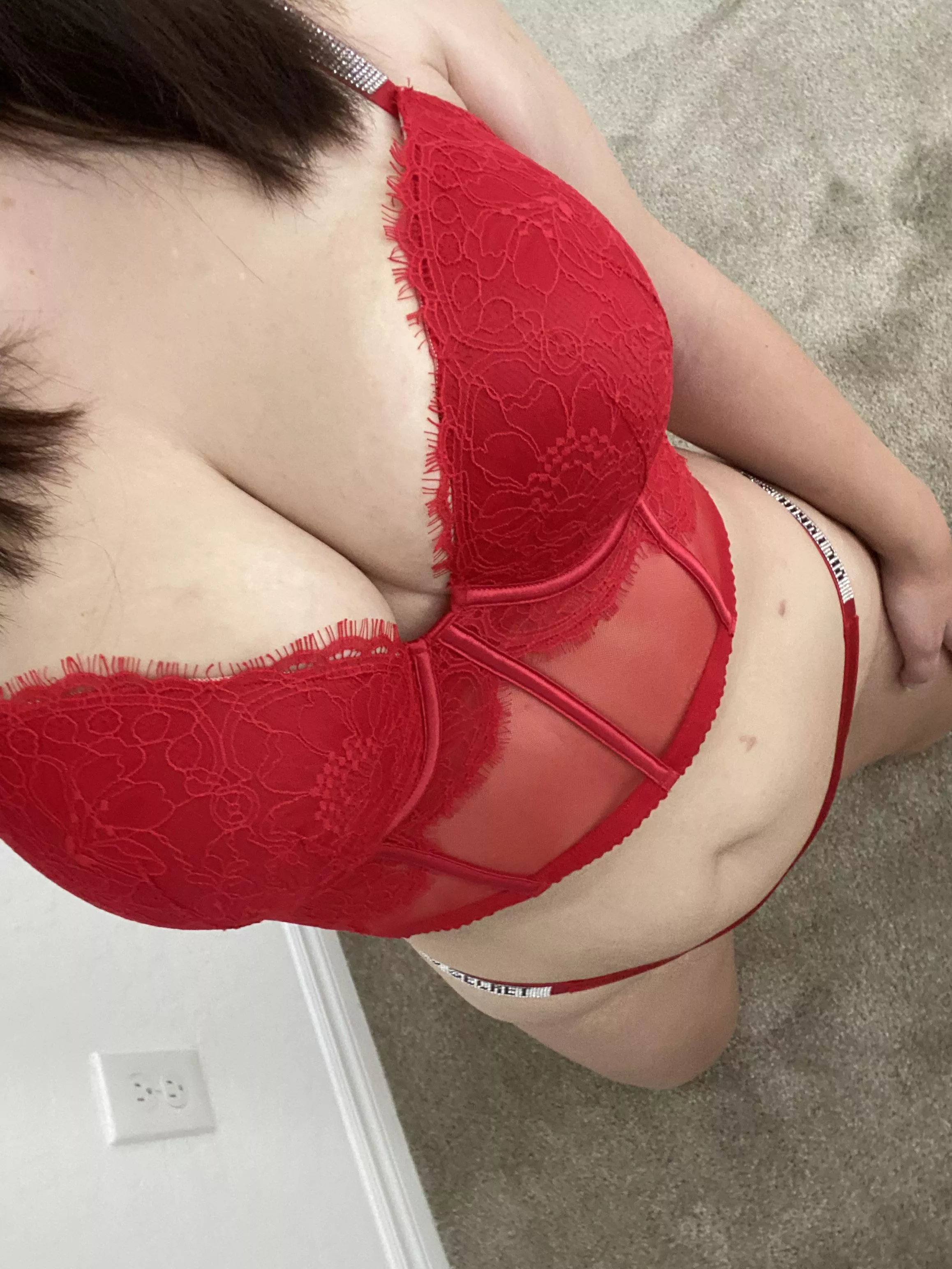 DD’s just look this much better in a bombshell 🥰