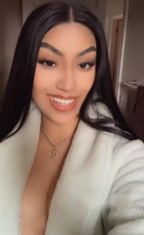 You already know what happens in these hotels🥴