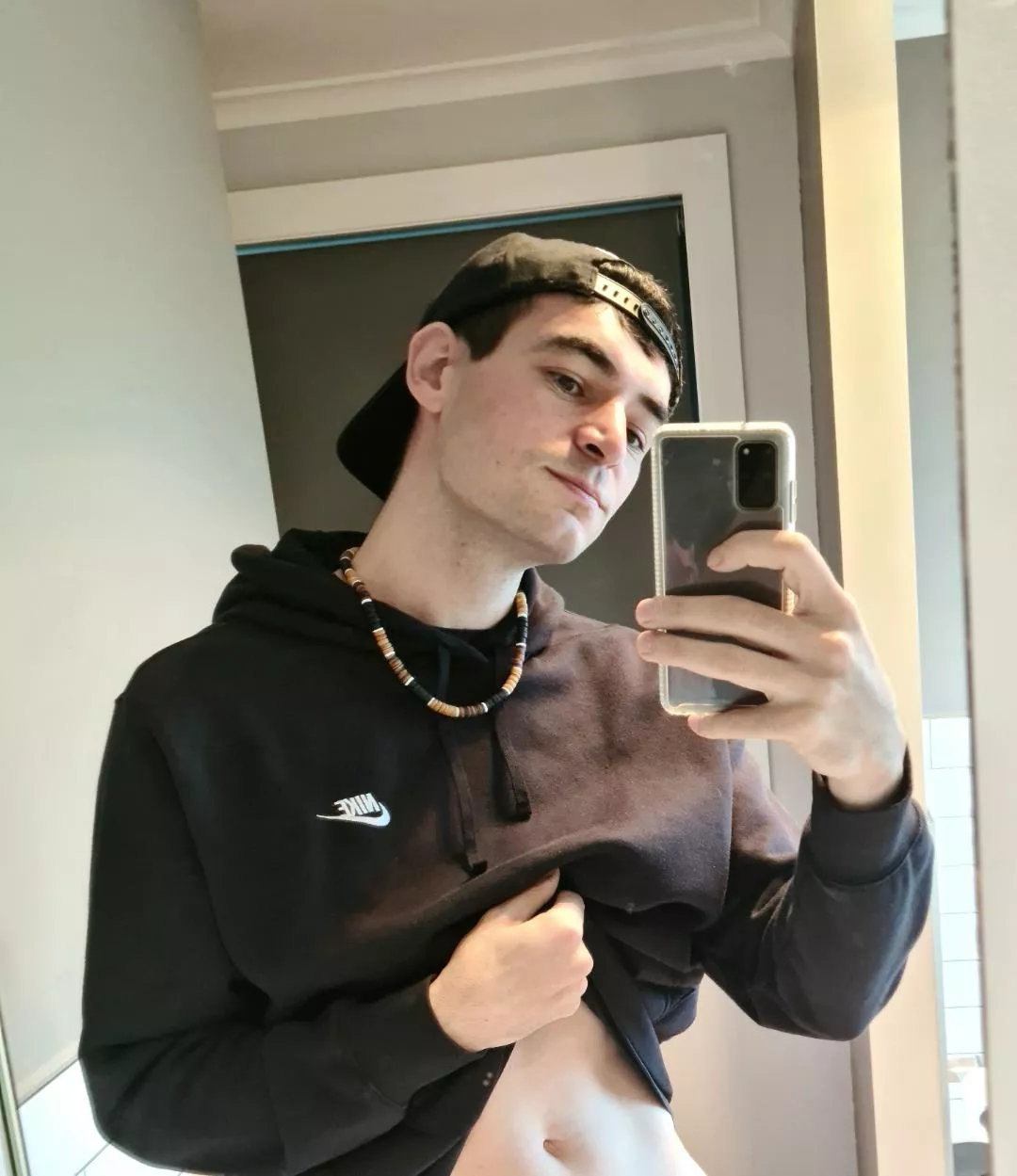 Love this necklace so thought I would share a selfie with you all 🙃✌️