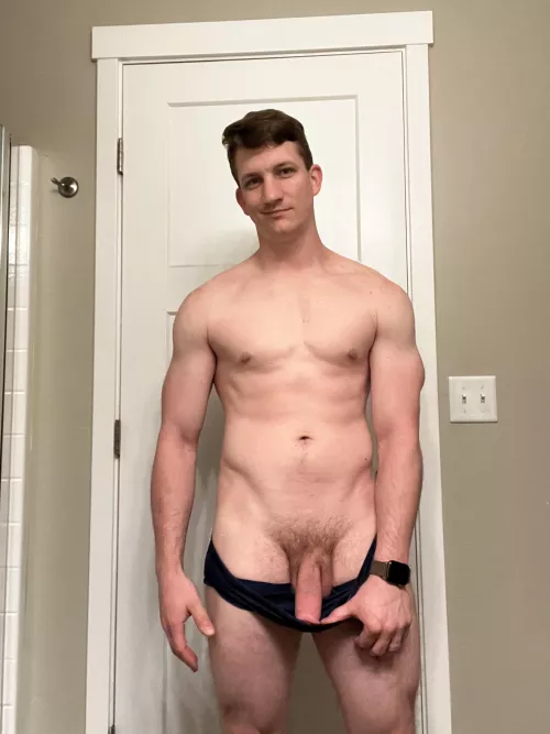 Who wants to come train with me? 😉 (M)