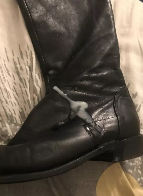 Cum on boots!