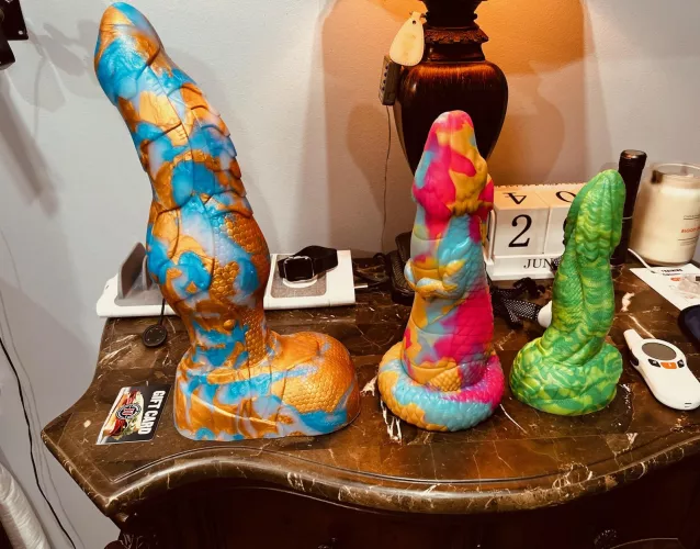 don't know how I'm going to fit the L and XL but I'll certainly try