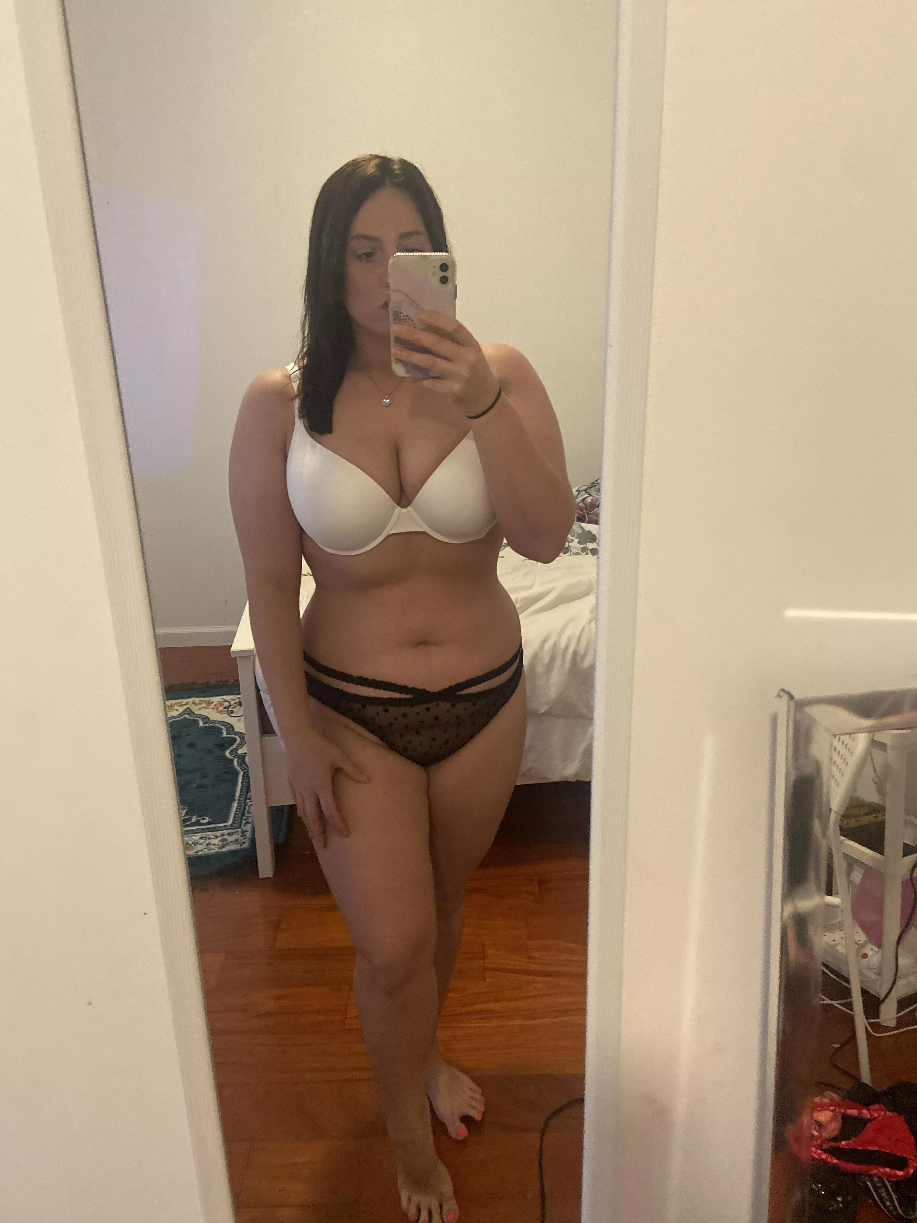 (F)