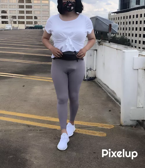 Not as sexy as some of you but I hope someone apreciates my little bulge ❤️