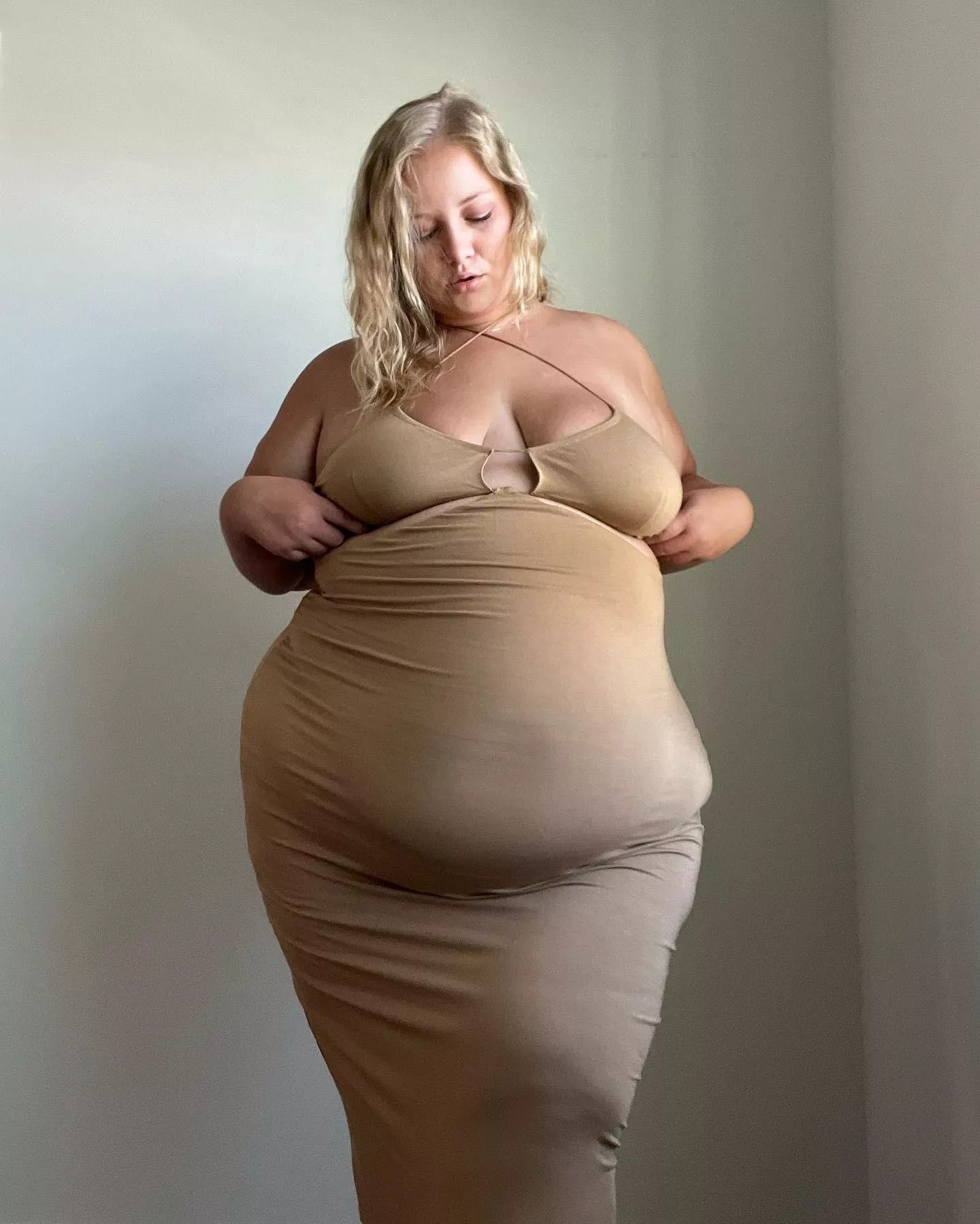 Love me nude