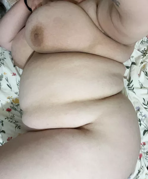 I like knowing so many people have seen me naked😌