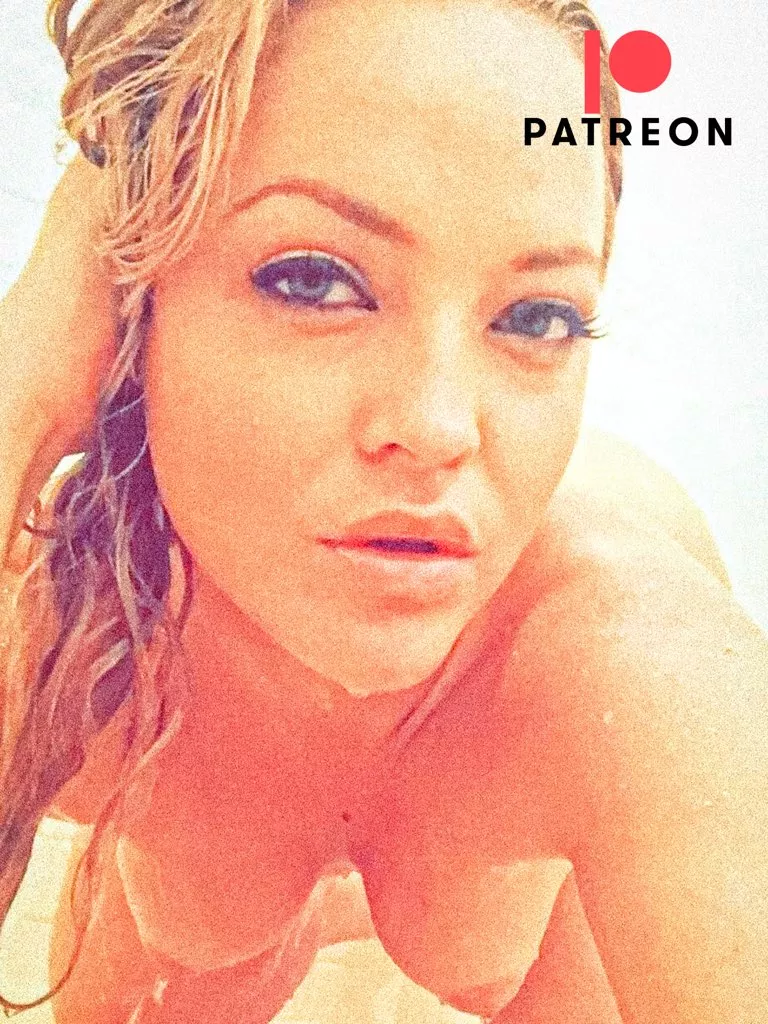 love her eyes