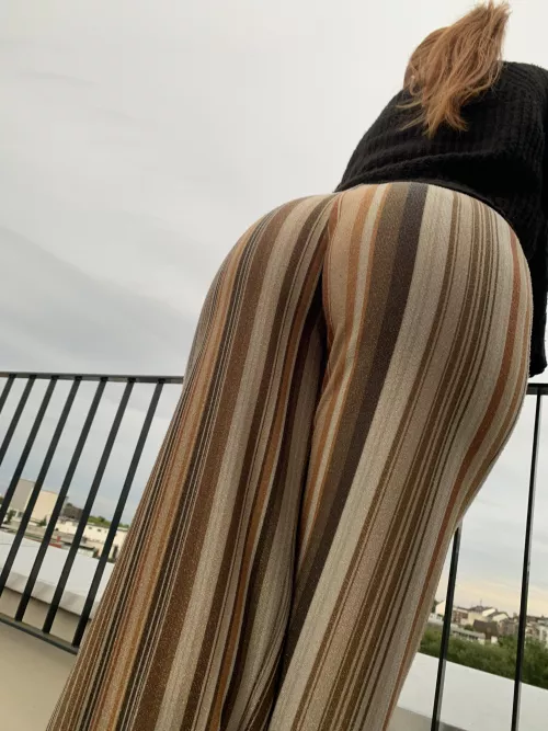 Me again😇 like those pants?