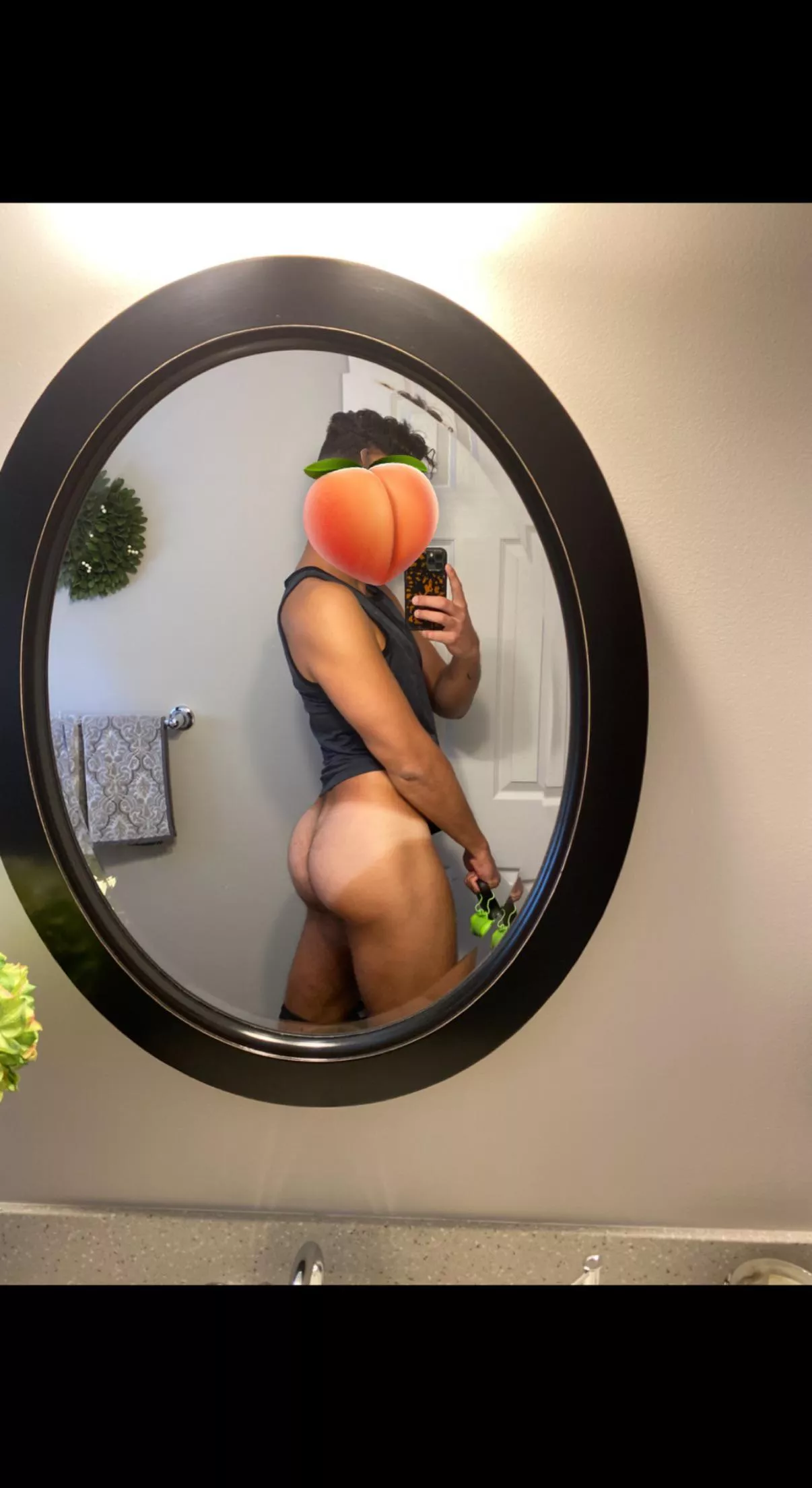 Tan lines 😈