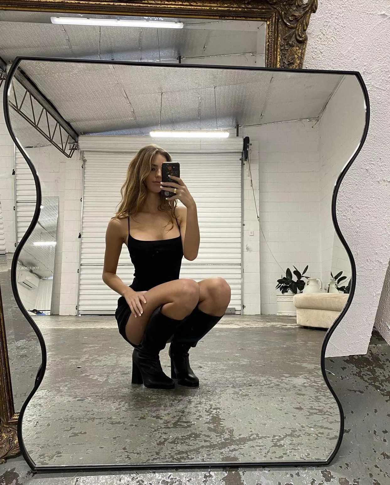 🐝