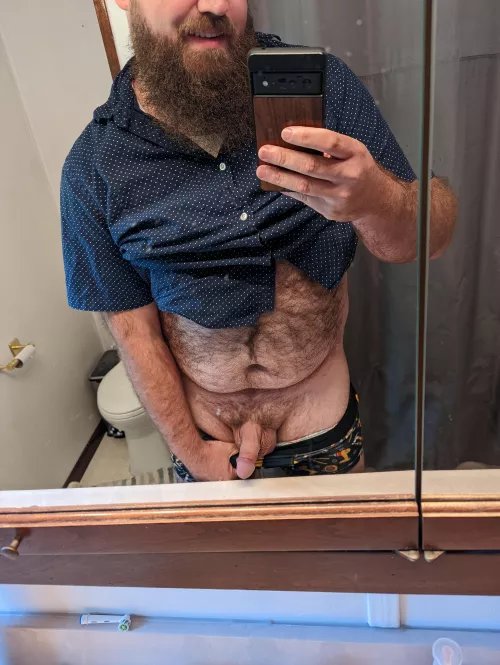 It's such a great day for a Monday. why don't you spend it on your knees. 😏😈