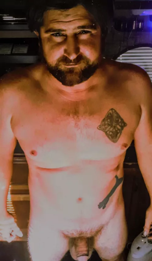 So among all these guys(not hating) that are just chiseled and perfect sculptures. This is for those who like an everyday working savage but built just average all around.