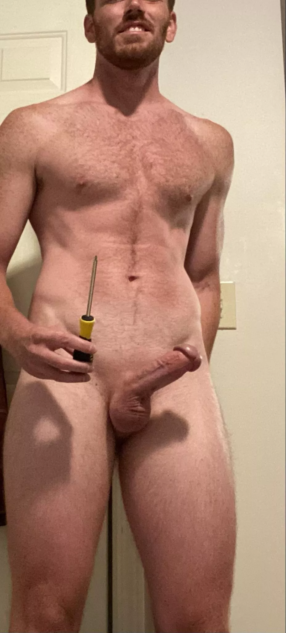 Heard you need something screwed 😈