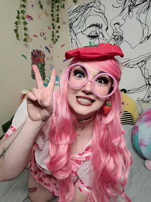 I always love the pink hair vibes