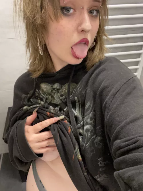 Can the day get any better? Only if I was there with you :p