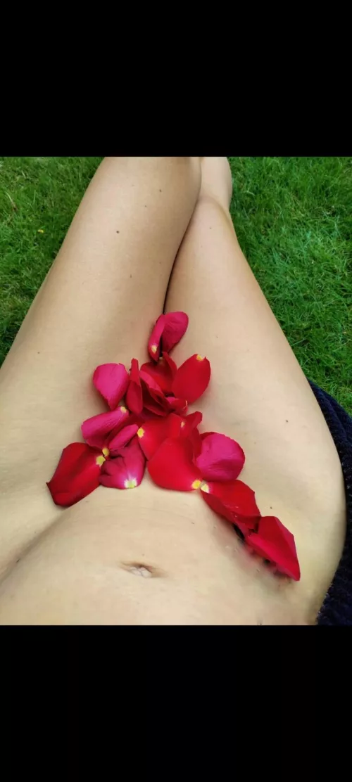 i really love being in the garden, naughty by Nature🔥