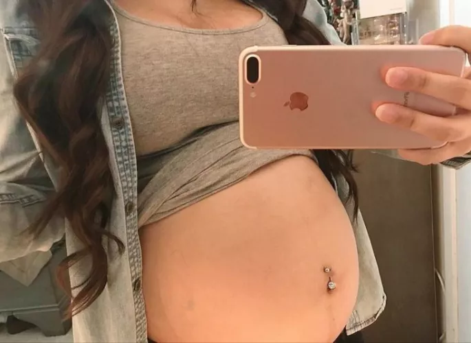 Come see my milky boobs and big pussy live check 🤭