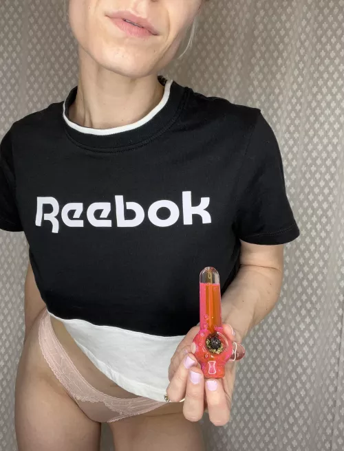 Sometimes you just need to hit your sparkly pink bowl 💖