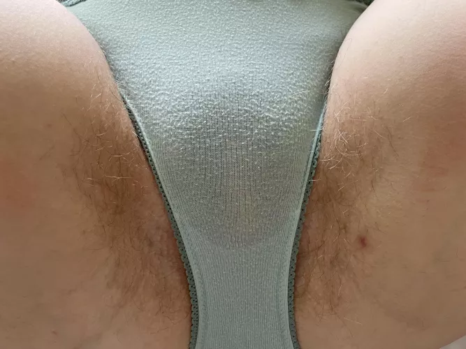 It’s faint and hard to make out, but here’s my nice little wet spot for you!