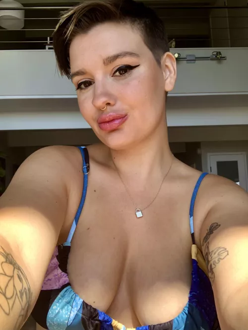 POV: I’m giving you a little hug