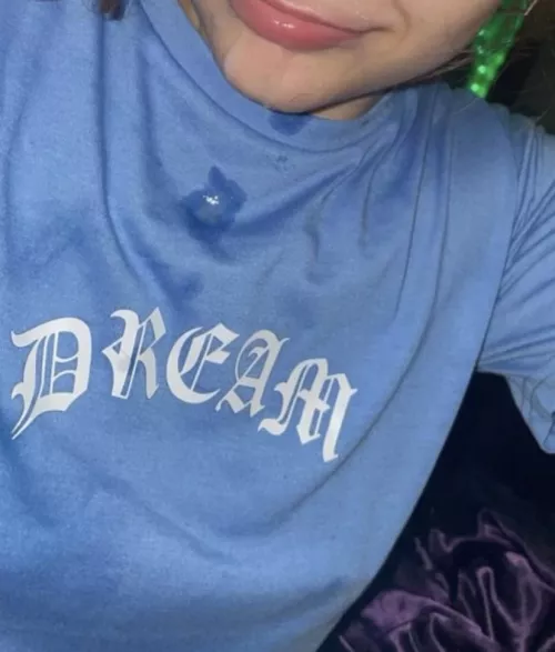 Who wants to see the mess he left on my face 😋