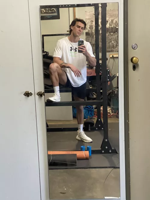 Another day another sesh (M)