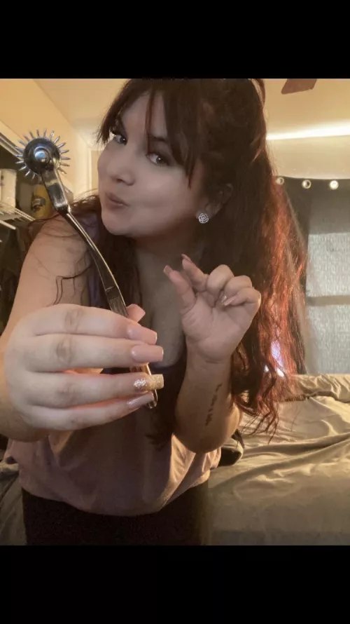 [selling]🔥goddess of humiliation🔥✨AMAZING customs✨fetish friendly💋sph queen👑 sexting, roleplay😈femdom/findom☠️, joi,skat, FTworship,GFE, used items, live camshows, cockrates. & so much more 😍.. Kik me @cateyes76950/sc teenn 