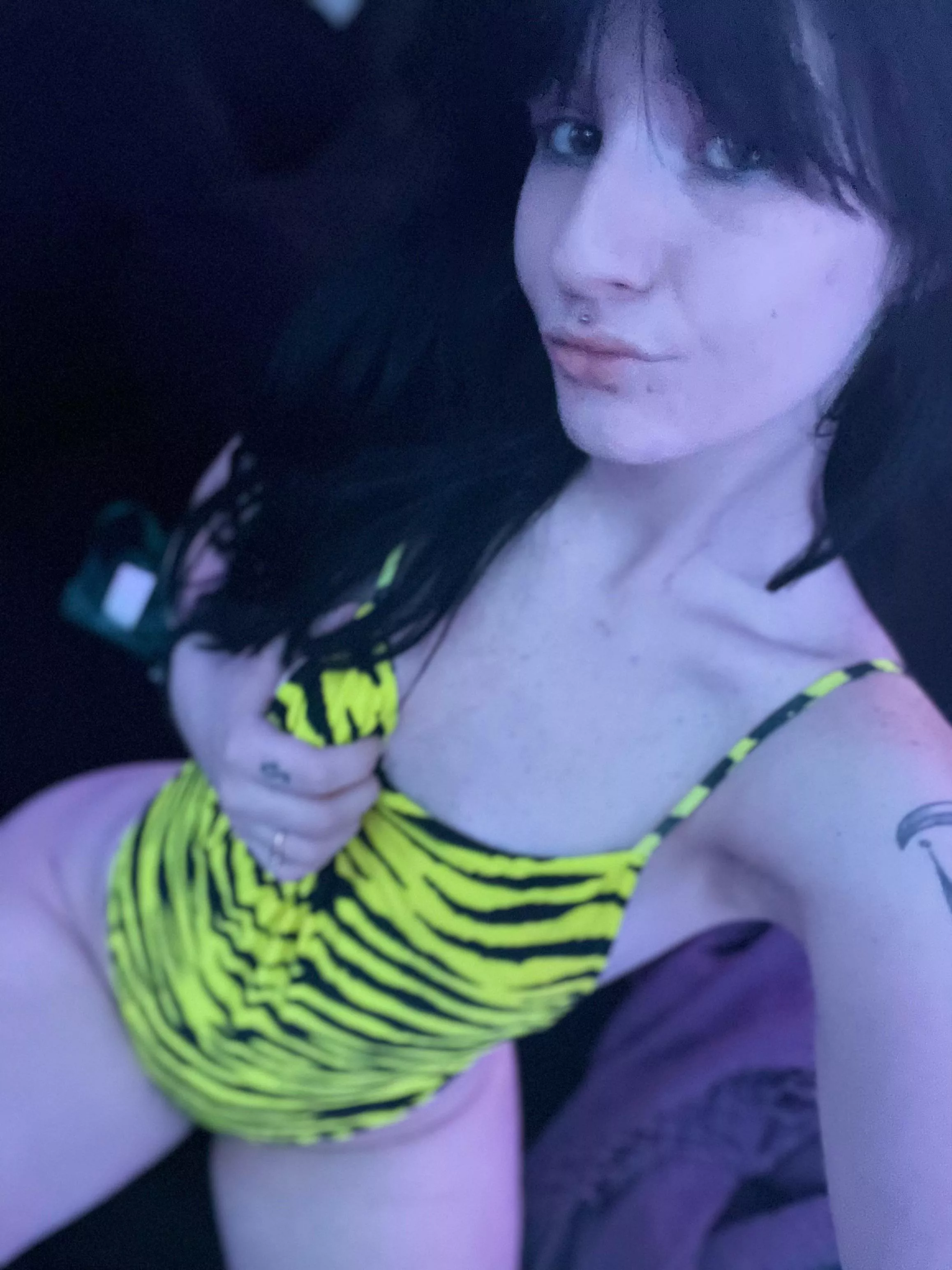 😈💚