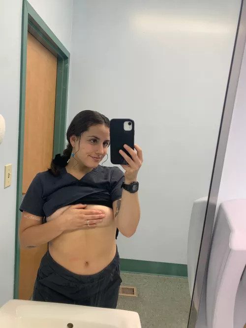 lame i have to keep my tits covered at work🙄