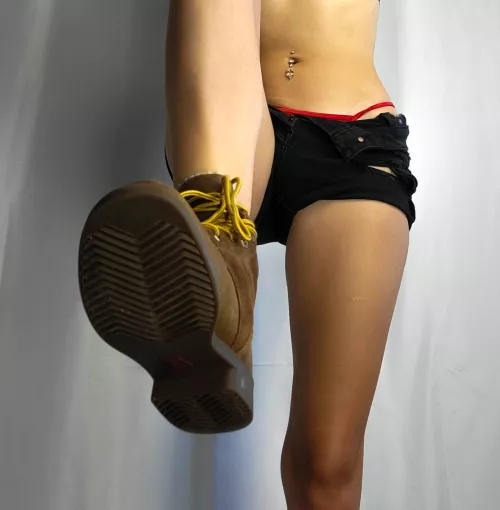 POV: You're a bug on the sidewalk that I'm about to squish