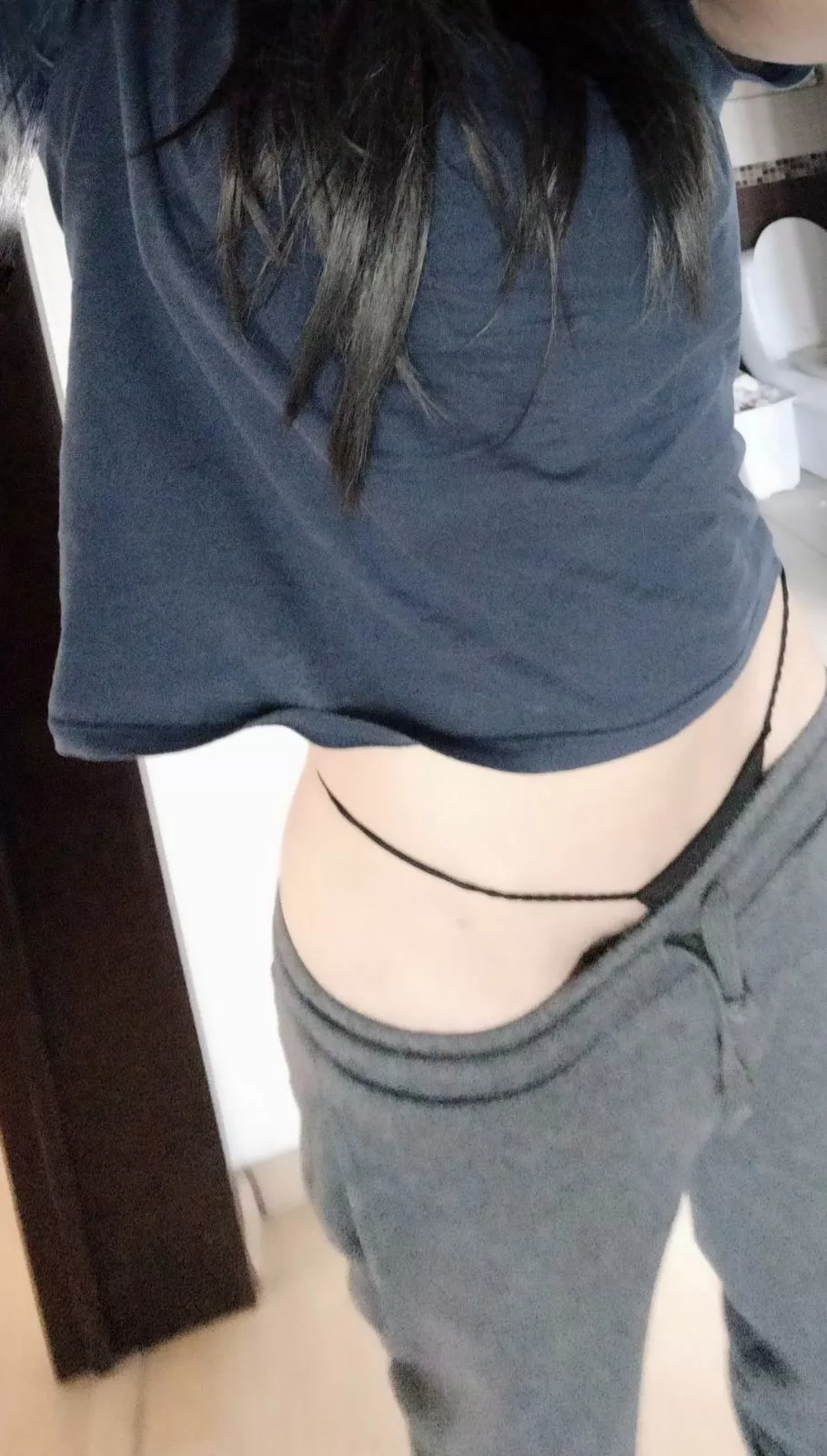 Do guys like when we wear thongs this way ? (oc)