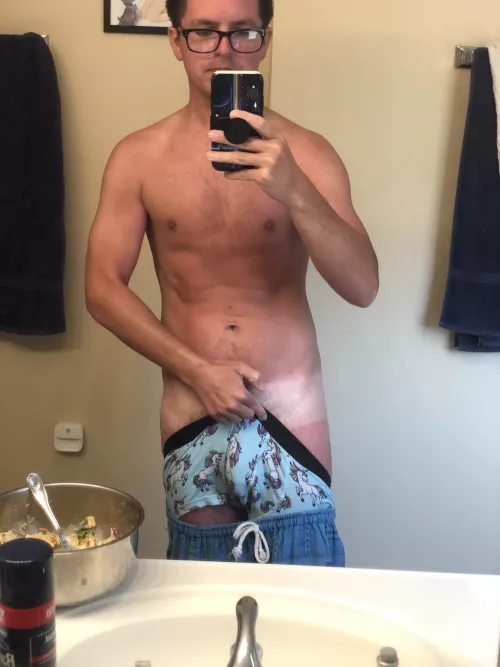 Idgaf if the salad bowl is in the pic. I was hungry.