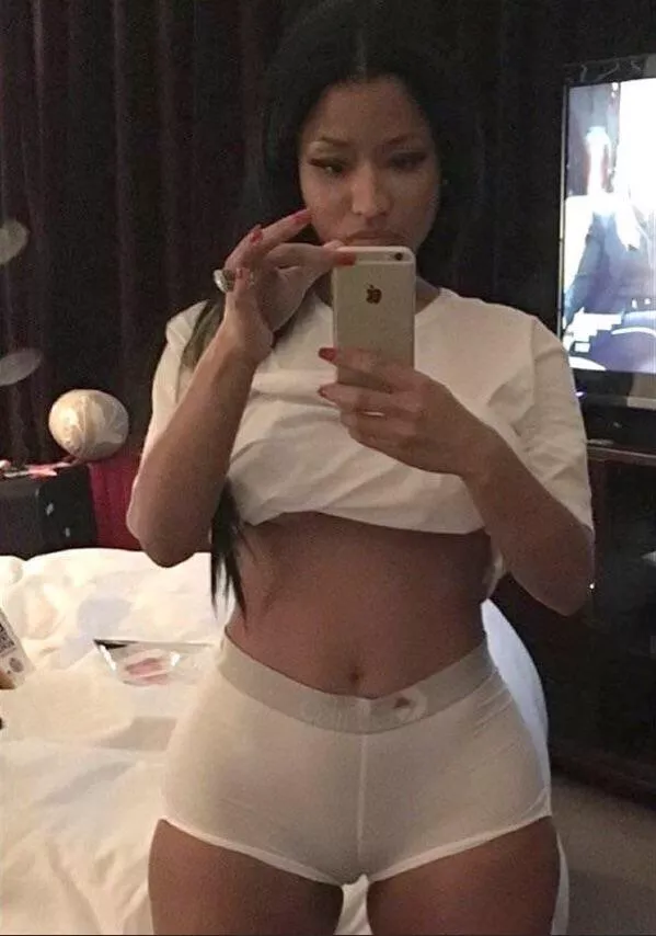 Nicki 🐫 Toe