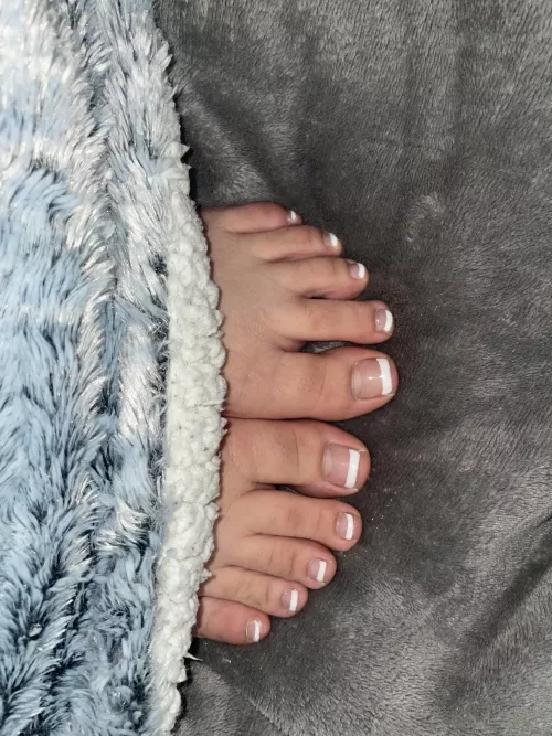 What color should my next pedi be ? 💕🫶🏼✨