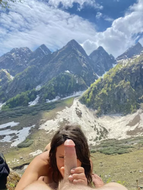 Can you spot me? (I’m hiding behind the tree)