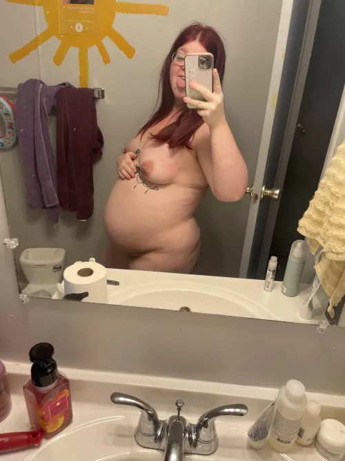 I think my pussy is meant to be licked and fucked - what do you think?