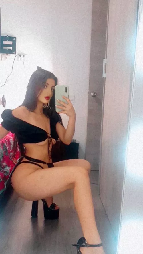 Can I warm your cock with my pussy daddy please